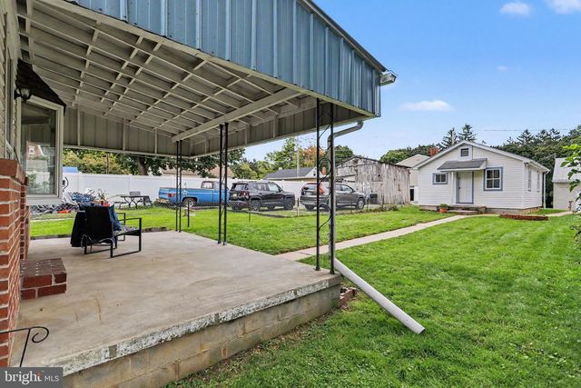 113 S PLEASANT AVE, Dallastown, PA 17313