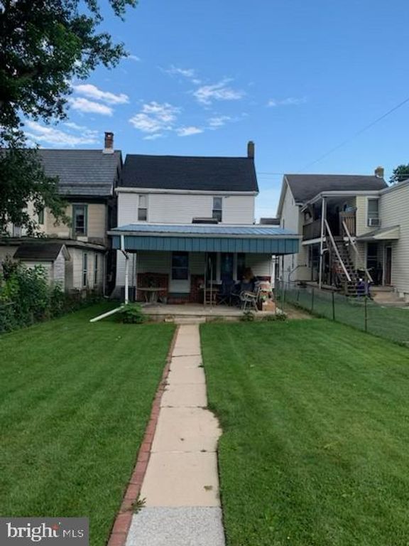 Image 2 of property listing at 113 S PLEASANT AVE, Dallastown, PA 17313
