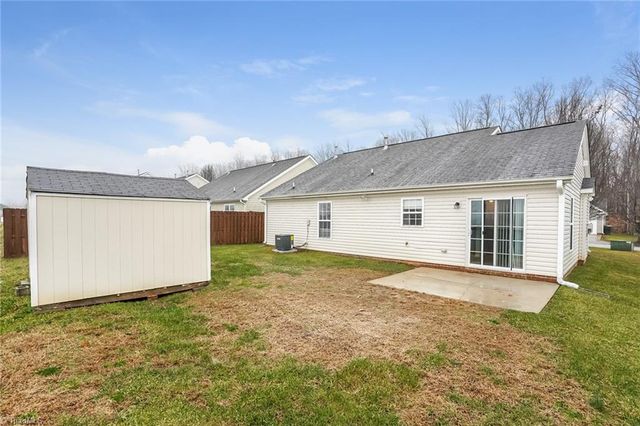 3915 Bluestem Drive, Greensboro, NC 27405