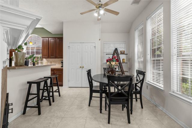 123 Island Breeze Circle, League City, TX 77573