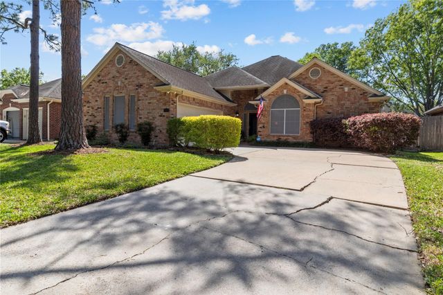 123 Island Breeze Circle, League City, TX 77573