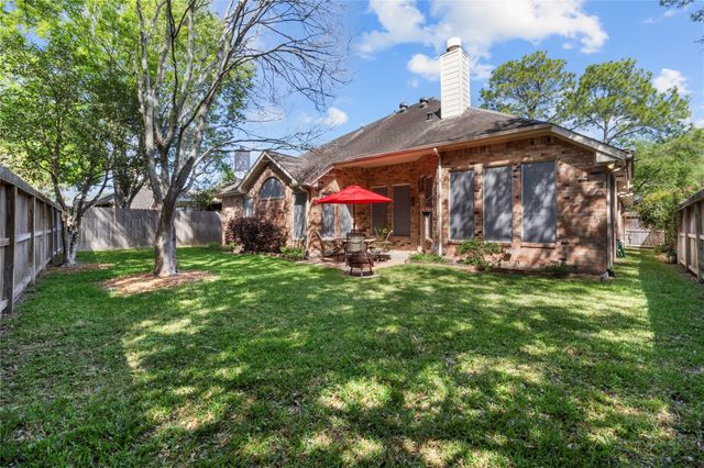 123 Island Breeze Circle, League City, TX 77573