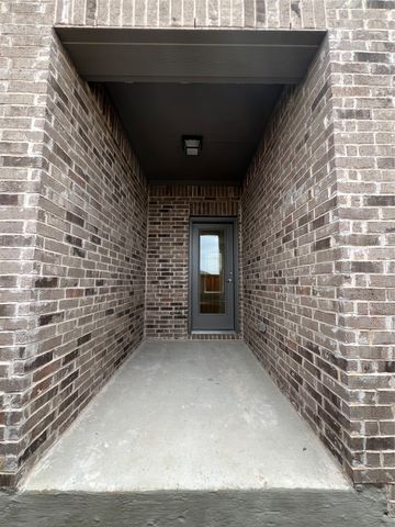 1452 Blue Agave Drive, Justin, TX 76247