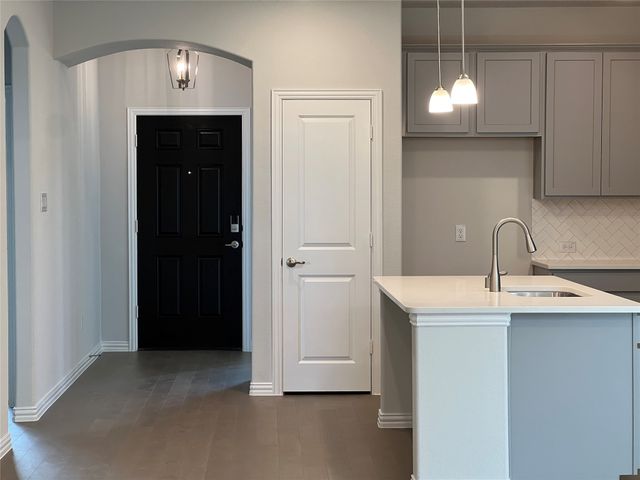 1452 Blue Agave Drive, Justin, TX 76247