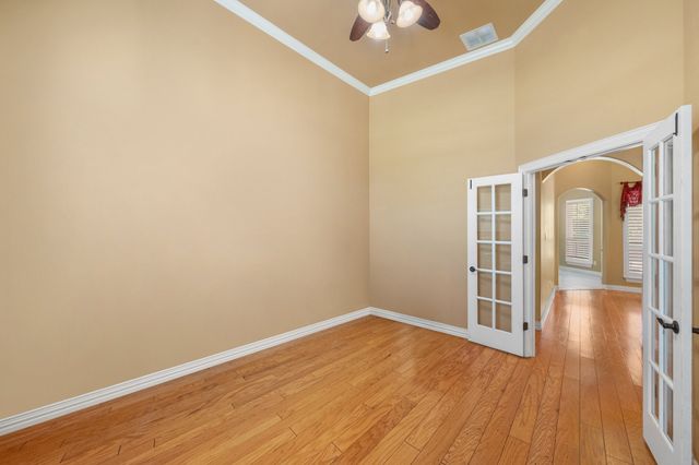 3240 Caleb Court E, Midlothian, TX 76065