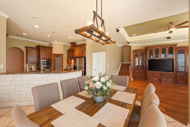 3240 Caleb Court E, Midlothian, TX 76065