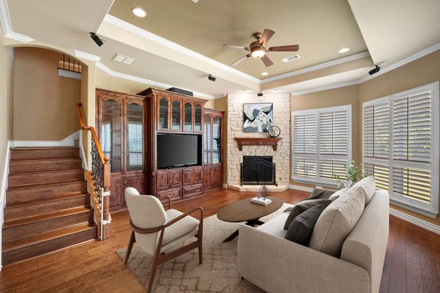 3240 Caleb Court E, Midlothian, TX 76065