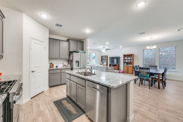 8164 Trudy Lane, Fort Worth, TX 76120