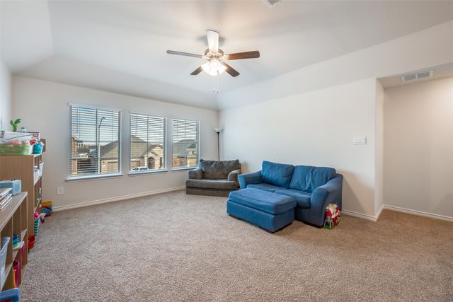 8164 Trudy Lane, Fort Worth, TX 76120
