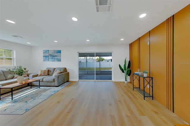 3426 7TH AVENUE SE, Largo, FL 33771