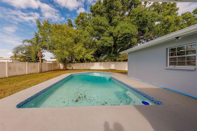 3426 7TH AVENUE SE, Largo, FL 33771