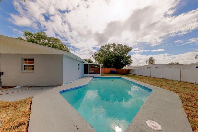 3426 7TH AVENUE SE, Largo, FL 33771