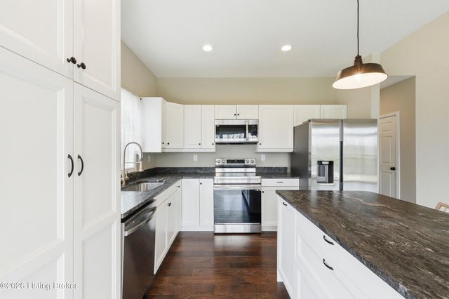 502 Langley Trace, Elizabethtown, KY 42701