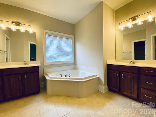 11003 Round Rock Road, Charlotte, NC 28277