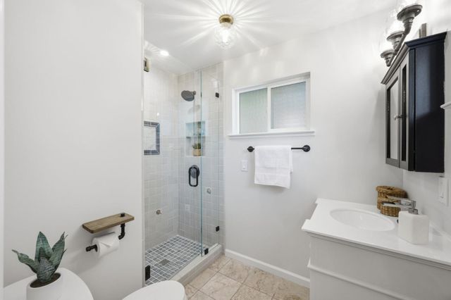 190 E Middlefield Road, Mountain View, CA 94043