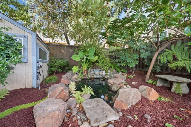 190 E Middlefield Road, Mountain View, CA 94043