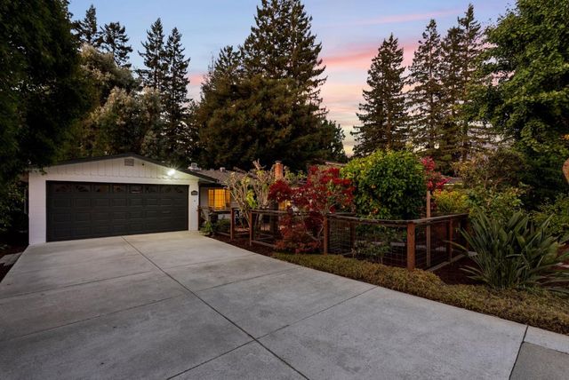 190 E Middlefield Road, Mountain View, CA 94043