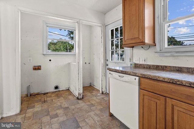 25 N MARTIN LN, Norwood, PA 19074