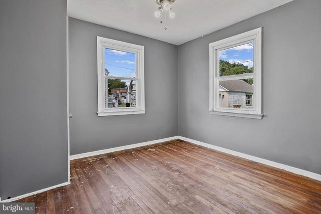 25 N MARTIN LN, Norwood, PA 19074