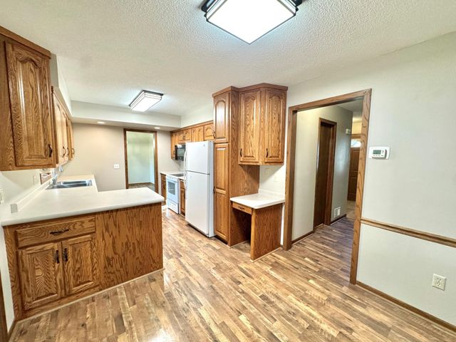 1350 Hillside Street, Hastings, MN 55033