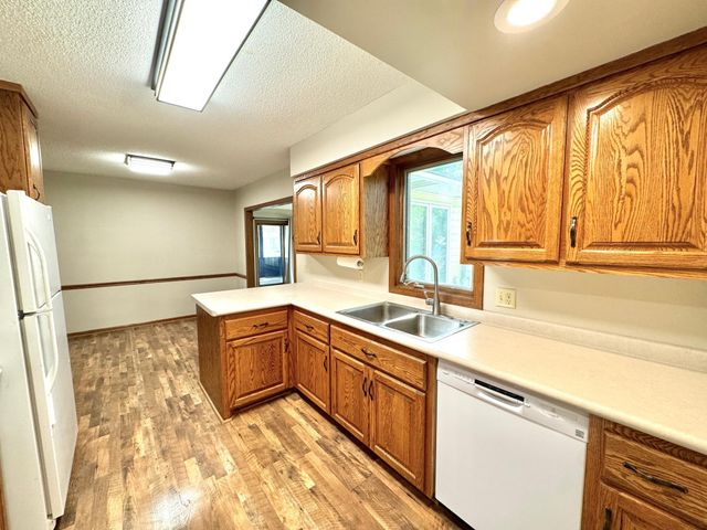 1350 Hillside Street, Hastings, MN 55033