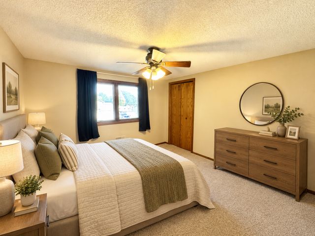 1350 Hillside Street, Hastings, MN 55033