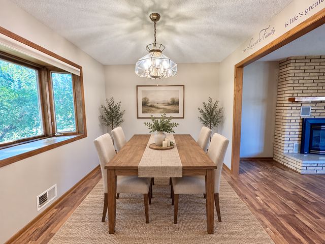 1350 Hillside Street, Hastings, MN 55033