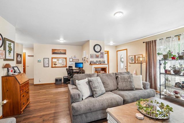 4526 Anniversary Lane, Madison, WI 53704
