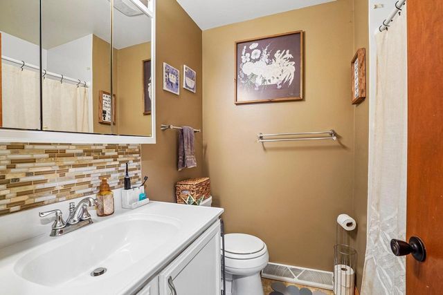 4526 Anniversary Lane, Madison, WI 53704