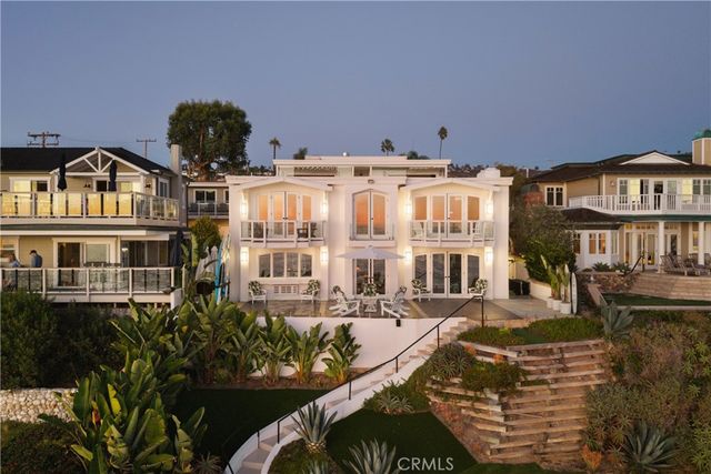 1337 Gaviota Dr, Laguna Beach, CA 92651