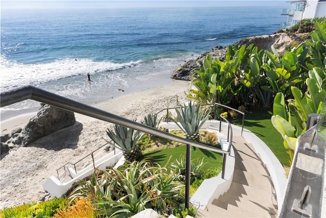 1337 Gaviota Dr, Laguna Beach, CA 92651
