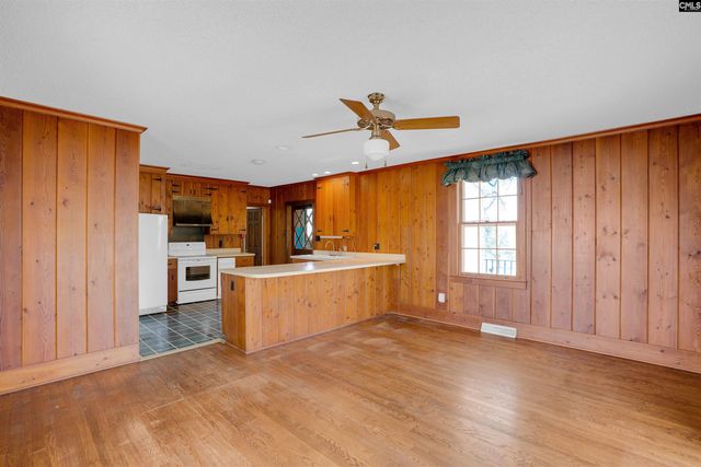 932 Toms Creek Road, Hopkins, SC 29061