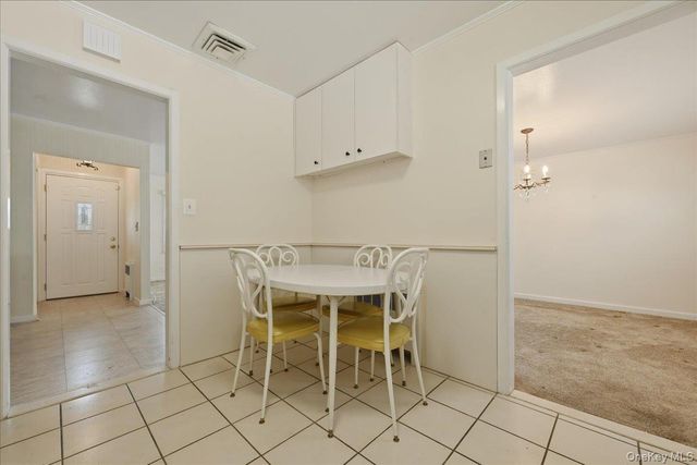 345 E State Street, Long Beach, NY 11561