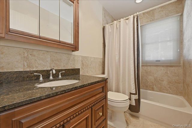 345 E State Street, Long Beach, NY 11561