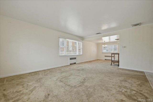 345 E State Street, Long Beach, NY 11561
