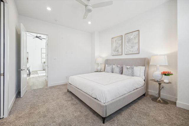 845 Elkhart Street C, Houston, TX 77091