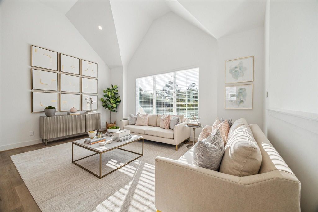 845 Elkhart Street C, Houston, TX 77091