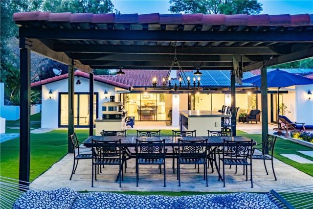 5139 Allentown Place, Woodland Hills, CA 91364