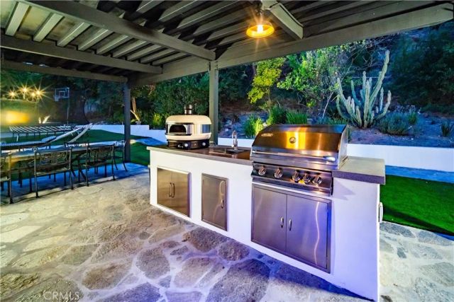 5139 Allentown Place, Woodland Hills, CA 91364