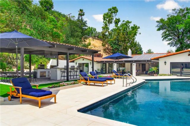 5139 Allentown Place, Woodland Hills, CA 91364