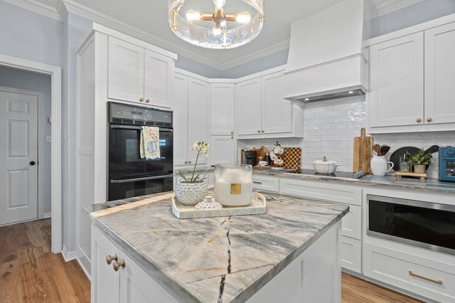 100 Sumner Lane, Waxahachie, TX 75165