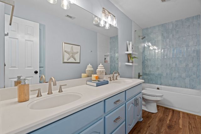 100 Sumner Lane, Waxahachie, TX 75165