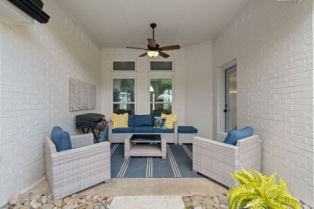 100 Sumner Lane, Waxahachie, TX 75165