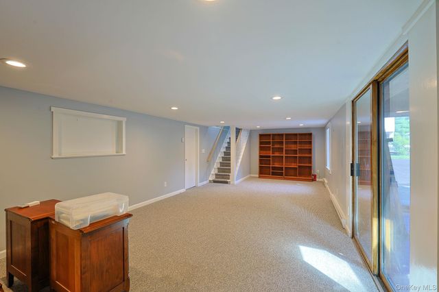 552 Lake View Terrace, Kingston, NY 12401