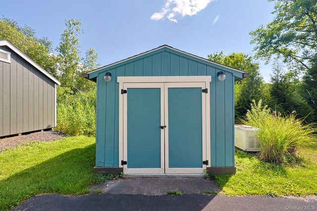 552 Lake View Terrace, Kingston, NY 12401
