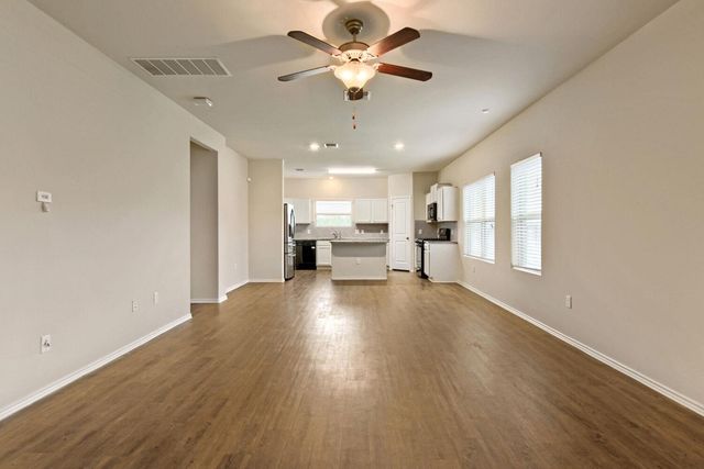 7300 Dungarees WAY, Del Valle, TX 78617