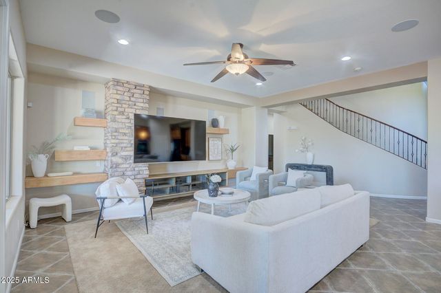 29051 N 69TH Avenue, Peoria, AZ 85383