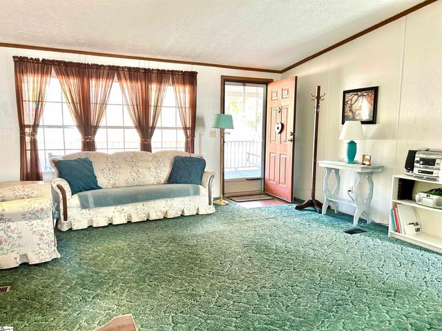 5 Lake Shore Drive, Iva, SC 29655