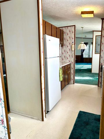 5 Lake Shore Drive, Iva, SC 29655