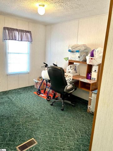 5 Lake Shore Drive, Iva, SC 29655